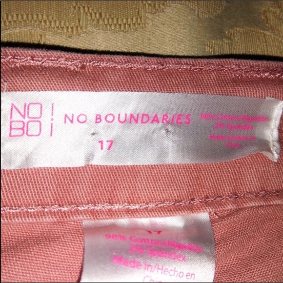 No Boundaries Pink Jeans - Picture 3 of 4